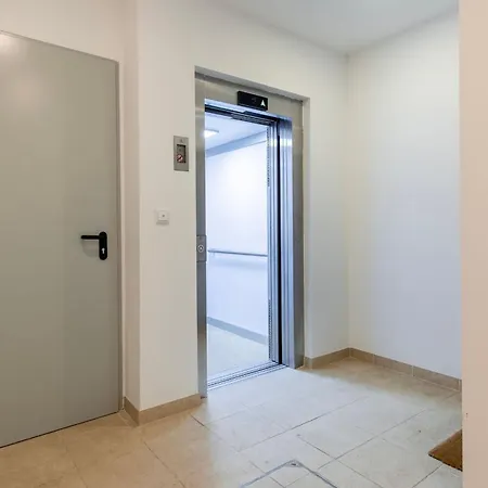 2bdr Cozy In Graca By Lovelystay Daire