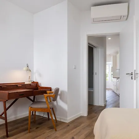 Daire 2bdr Cozy In Graca By Lovelystay Lisboa