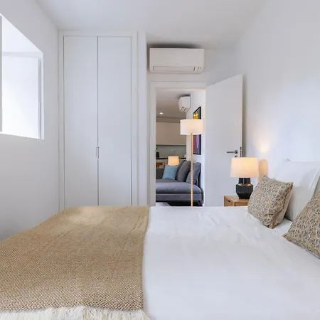 Daire 2bdr Cozy In Graca By Lovelystay Lisboa