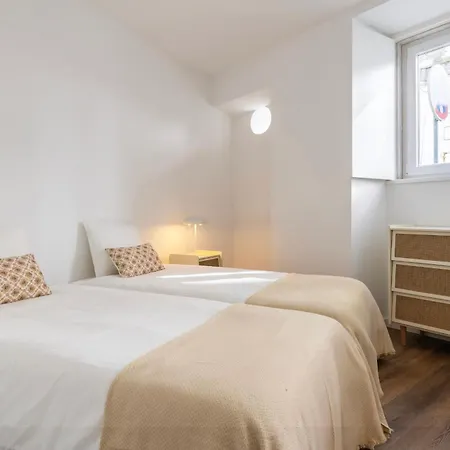 2bdr Cozy In Graça By Lovelystay