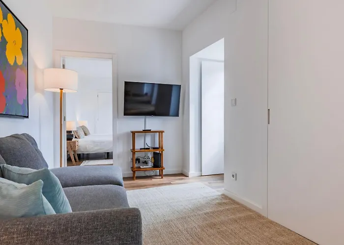 2bdr Cozy In Graca By Lovelystay Lisboa