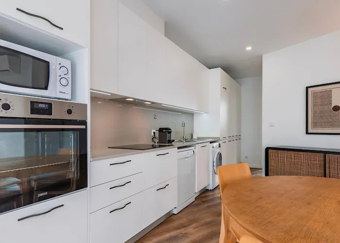 2bdr Cozy In Graca By Lovelystay *