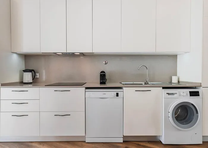 2bdr Cozy In Graca By Lovelystay شقة Lisboa