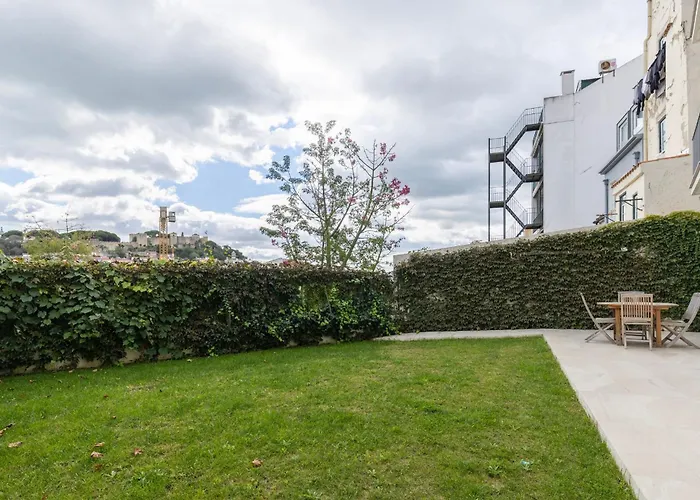 Lägenhet 2bdr Cozy In Graca By Lovelystay Lisboa