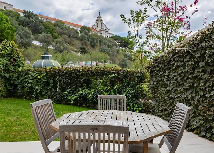 2bdr Cozy In Graca By Lovelystay Lisboa