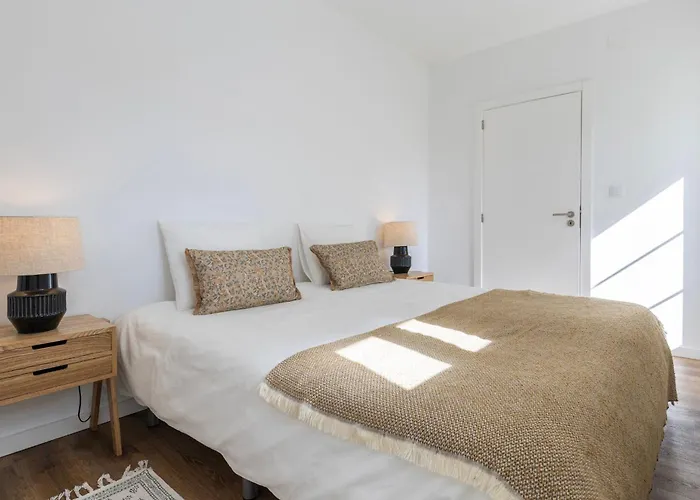 Lägenhet 2bdr Cozy In Graca By Lovelystay *