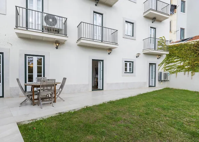 2bdr Cozy In Graca By Lovelystay