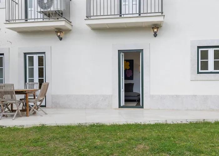 2bdr Cozy In Graca By Lovelystay Lägenhet